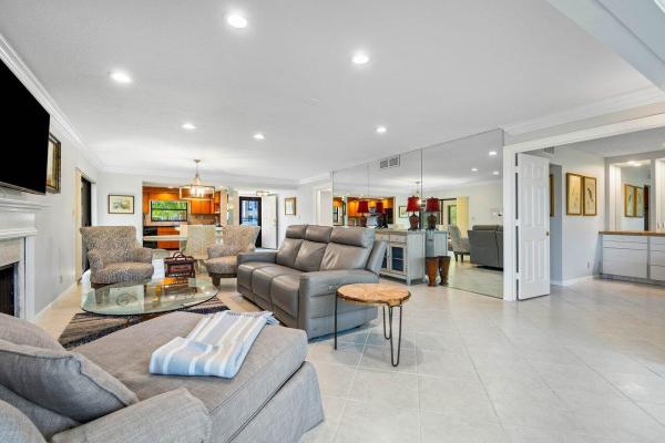 Jupiter Dunes, 401 Clubhouse Cir, Jupiter, Florida 33477, image 1