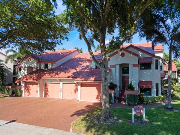 The Lexington Club Villas, 7681 Lexington Club Blvd #B, Delray Beach, Florida 33446, image 1