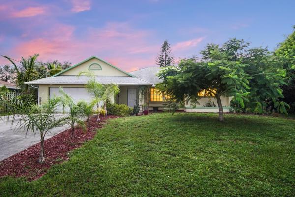566 SE Oakridge Dr, Port St. Lucie, Florida 34984, image 1