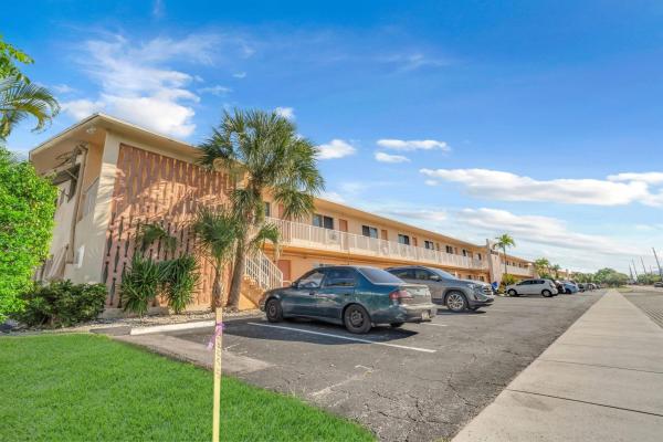 Waterview 1, 301 E Mcnab Rd #103, Pompano Beach, Florida 33060, image 1