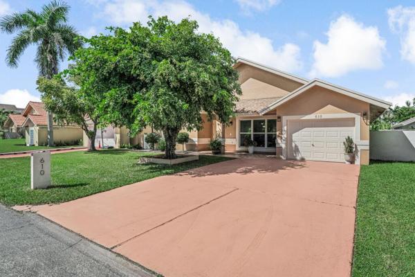 Chapel Pointe, 610 NW 207th Ave, Pembroke Pines, Florida 33029, image 1