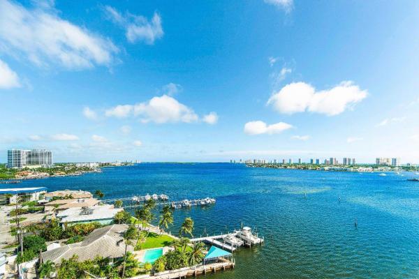 Marina Grande Club & Residences, 2650 Lake Shore Dr #1005, Riviera Beach, Florida 33404, image 1