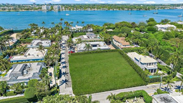 Polmer Park, 301 Polmer Park Rd, Palm Beach, Florida 33480, image 1