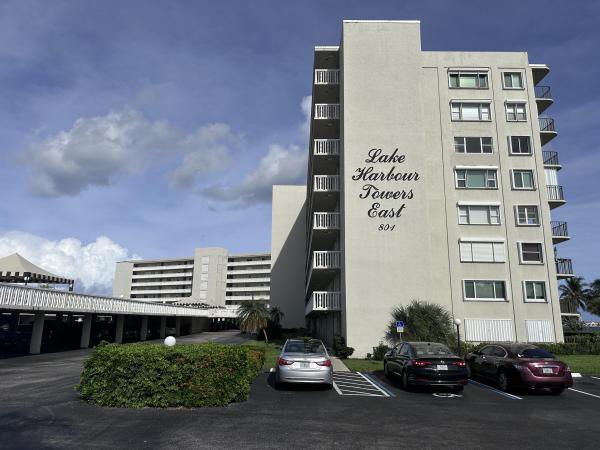Lake Harbour Towers East, 801 Lake Shore Dr 117, Lake Park, Florida 33403, image 1