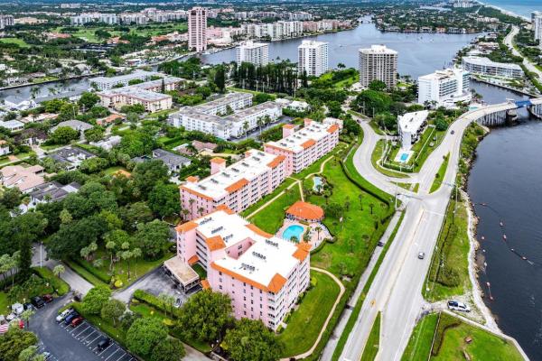 Newth Gardens, 1001 E Camino Real 4040, Boca Raton, Florida 33432, image 1