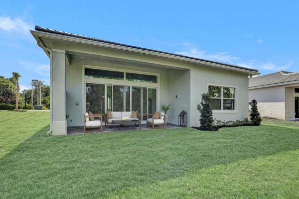 Tesoro Club, 146 SE Palma St, Port St. Lucie, Florida 34984, image 1