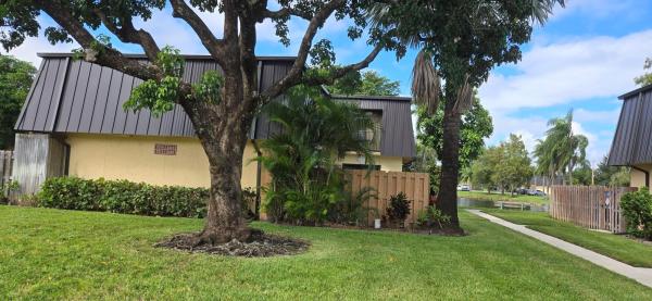 2312 Waterside Dr, Lake Worth, Florida 33461, image 1