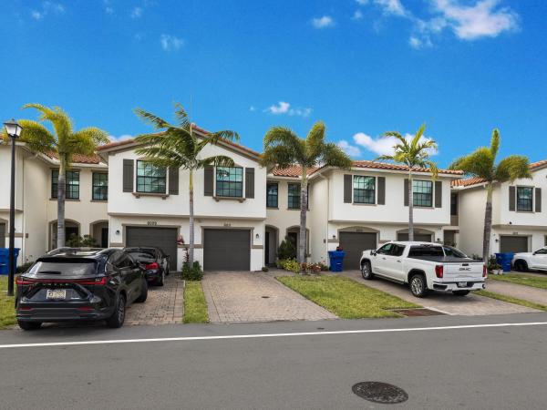 6011 Woods Edge Cir, Riviera Beach, Florida 33410, image 1