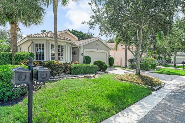 7932 Seagrape Shores Dr, Lake Worth, Florida 33467, image 1