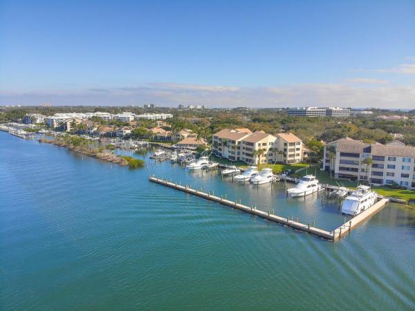 513 Oak Harbour Dr, Juno Beach, Florida 33408, image 1