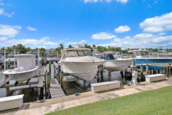 Oak Harbour, 513 Oak Harbour Dr, Juno Beach, Florida 33408, image 2