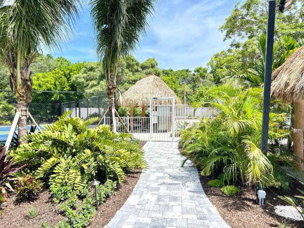413 Hibiscus Dr, Deerfield Beach, Florida 33442, image 1
