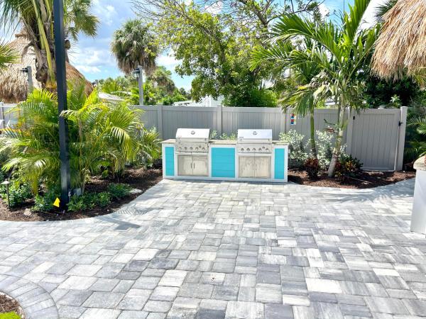413 Hibiscus Dr, Deerfield Beach, Florida 33442, image 1