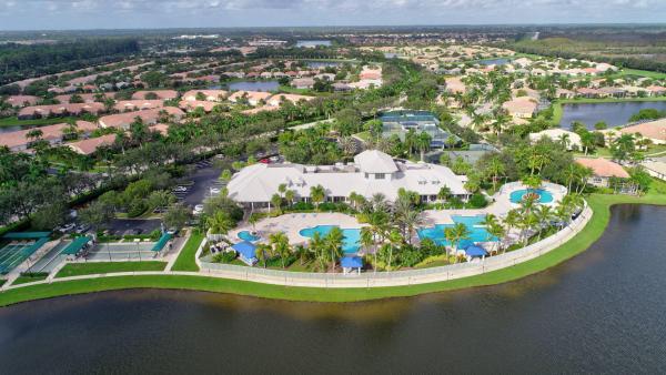 Lighthouse Pointe At Baywinds, 9871 Galleon Dr, West Palm Beach, Florida 33411, image 3