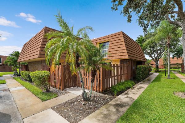 Jupiter Plantation, 825 Center St 30a, Jupiter, Florida 33458, image 1