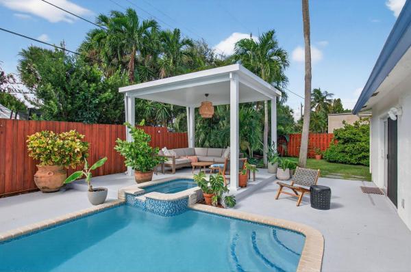 Tropic Palms, 802 Mallard Dr, Delray Beach, Florida 33444, image 1