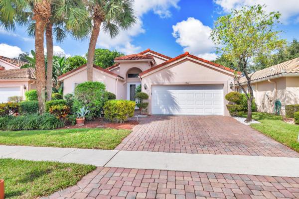 Cascade Lakes, 11841 Grove Ridge Ln, Boynton Beach, Florida 33437, image 1