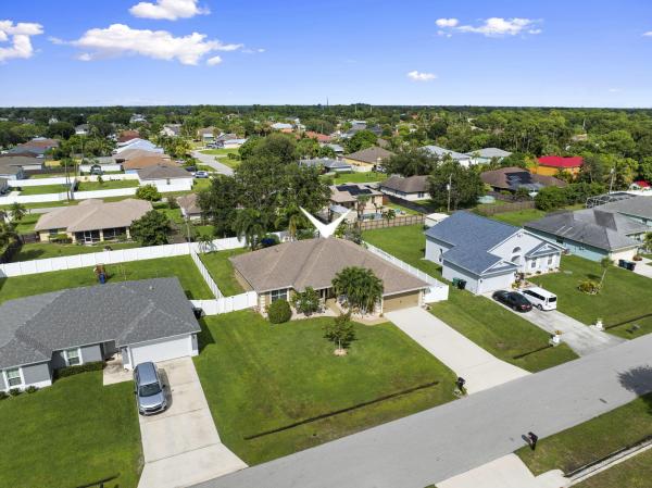 Hidden Oaks, 941 SW Consolata Ave, Port St. Lucie, Florida 34953, image 1
