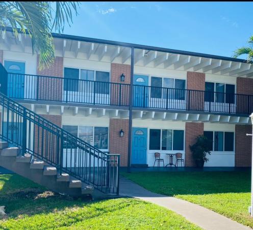 124 Yacht Club Dr 1, North Palm Beach, Florida 33408, image 1