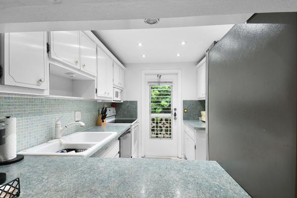 Boca Verde East, 400 NE 20th St #A207, Boca Raton, Florida 33431, image 2