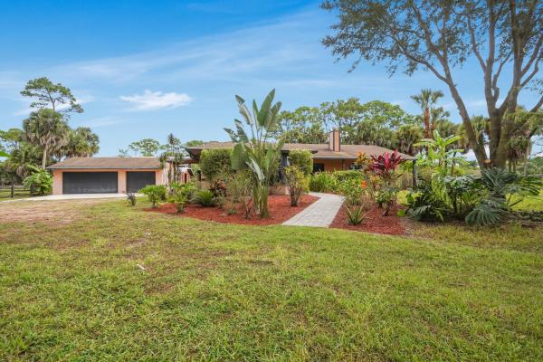 17039 67th Ct N, Loxahatchee, Florida 33470, image 1