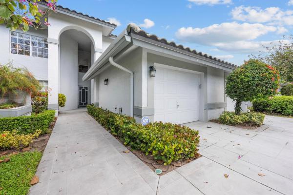 11602 Briarwood Cir 4, Boynton Beach, Florida 33437, image 1