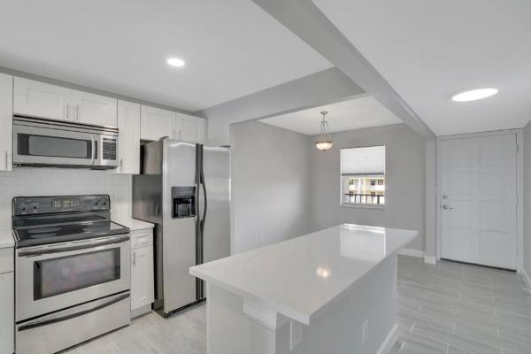 Island Club, 777 S Federal Hwy #301-E, Pompano Beach, Florida 33062, image 1