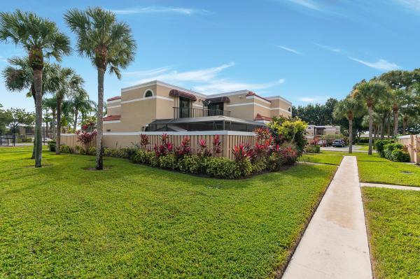 Chateau Wood, 3715 Village Dr #D, Delray Beach, Florida 33445, image 1