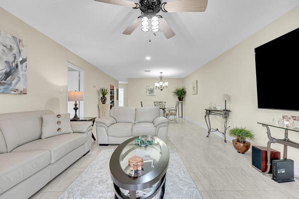 Palm Hill Villas, 1662 Granfern Ave, West Palm Beach, Florida 33415, image 1
