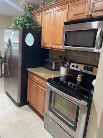 Palm Hill Villas, 1662 Granfern Ave, West Palm Beach, Florida 33415, image 2