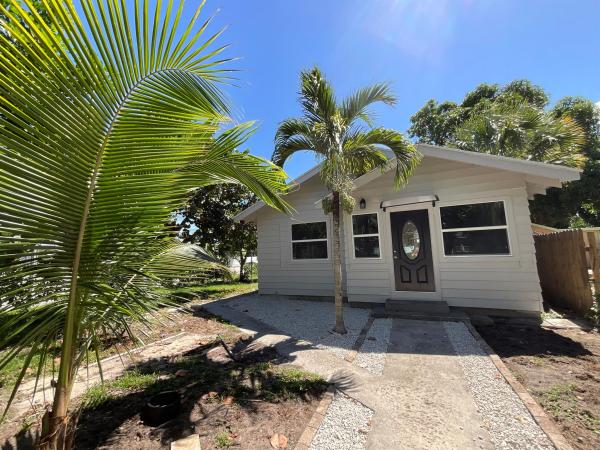 Seminole Heights, 700 Tallapoosa St, West Palm Beach, Florida 33405, image 1