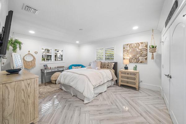 7425 NE Bay Cove Ct, Boca Raton, Florida 33487, image 1