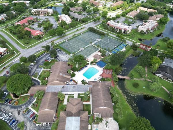 10110 Cedar Point Blvd 105, Boynton Beach, Florida 33437, image 1