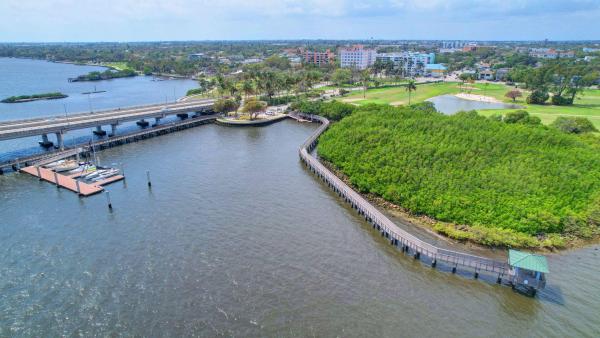 Lake Worth Town, 701 S D St, Lake Worth Beach, Florida 33460, image 1