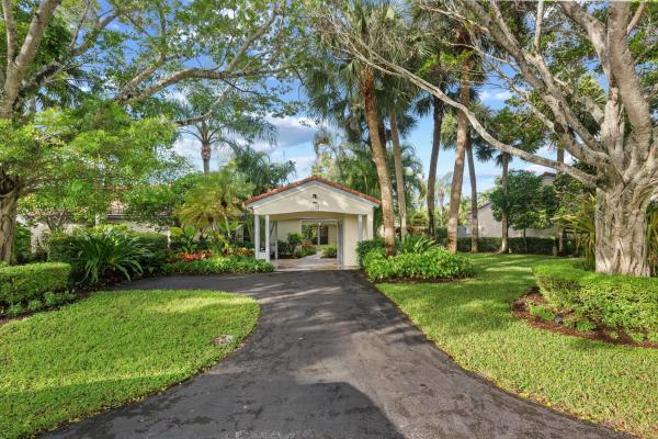 Las Casitas, 2425 Vista Del Prado Dr, Wellington, Florida 33414, image 1