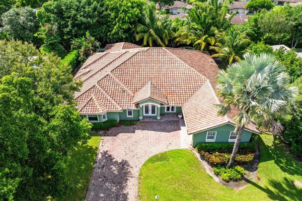 Pine Tree Golf Club, 10295 Saint Andrews Rd, Boynton Beach, Florida 33436, image 1