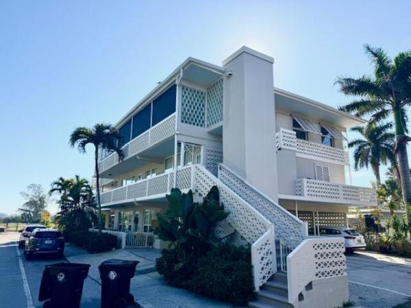 131 N Golfview Rd 4, Lake Worth, Florida 33460, image 1