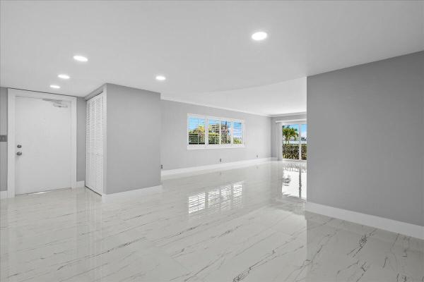 Lake Harbor Cove, 3040 Lake Shore Dr #101, Riviera Beach, Florida 33404, image 3