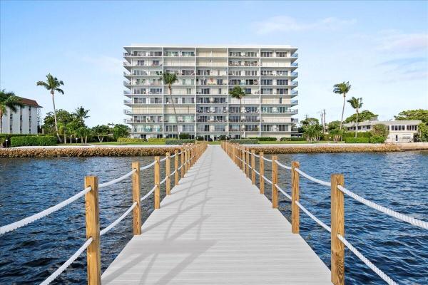 Lake Harbor Cove, 3040 Lake Shore Dr #101, Riviera Beach, Florida 33404, image 2