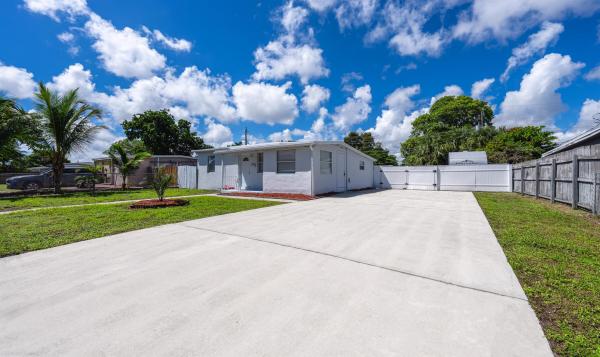 Pompano Beach Highlands, 5337 NE 17th Ave, Pompano Beach, Florida 33064, image 1