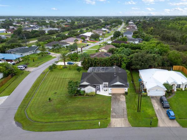 Southbend Lakes Estates, 2962 SE Bella Rd, Port St. Lucie, Florida 34984, image 1