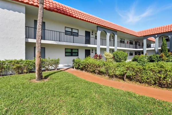 Venetian Terrace, 1921 W Woolbright Rd #B104, Boynton Beach, Florida 33426, image 1
