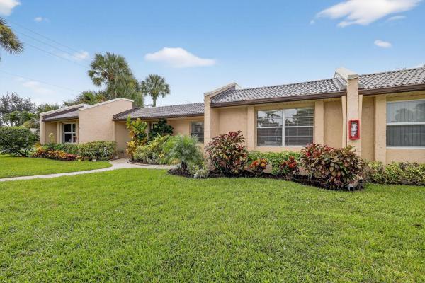 Golden Lakes Village, 251 Lake Meryl Dr, West Palm Beach, Florida 33411, image 1