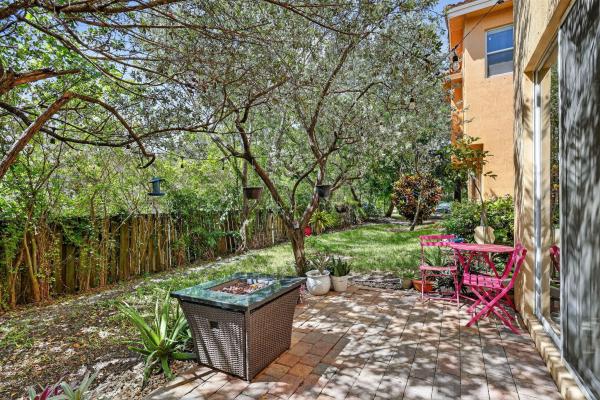 Sierra Bay, 1756 Carvelle Dr, Riviera Beach, Florida 33404, image 1