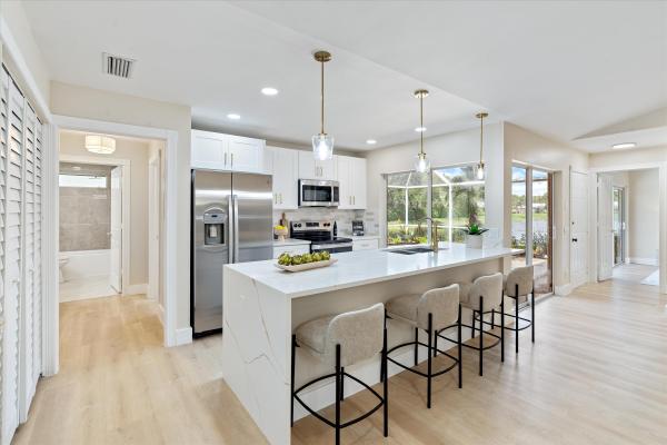Sun Terrace At Lake Catherine, 901 Sun Terrace Ct, Palm Beach Gardens, Florida 33403, image 1