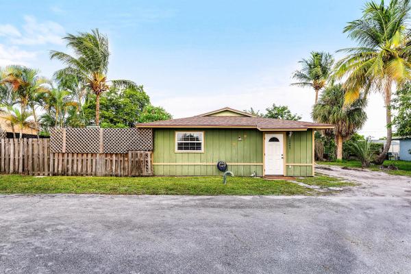 Meadow Park, 2907 Apalachee Rd, Palm Springs, Florida 33406, image 1