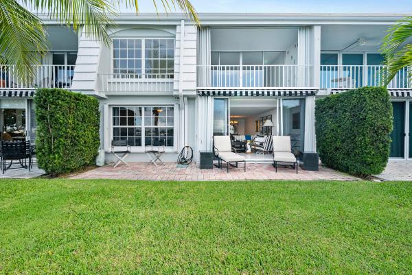 Villa Tambour Of Ibis Isle, 2190 Ibis Isle Rd #2, Palm Beach, Florida 33480, image 2