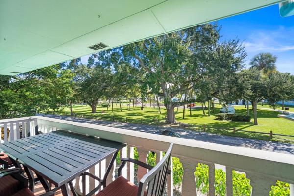421 S Lakeside Dr 7, Lake Worth, Florida 33460, image 1