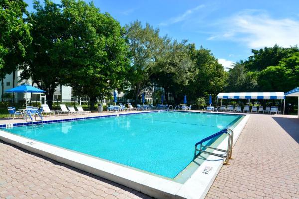 Portofino Village, 3003 Portofino Isle #B3, Coconut Creek, Florida 33066, image 1