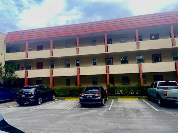 Sunrise Lakes 1, 2700 W Sunrise Lakes Dr #301, Sunrise, Florida 33322, image 1